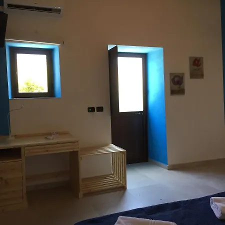 Conti Bed & Breakfast Giardini-Naxos
