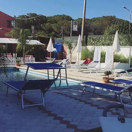 Conti Bed & Breakfast 3*