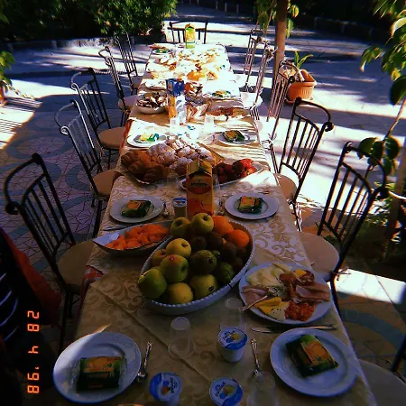 Bed & Breakfast Conti