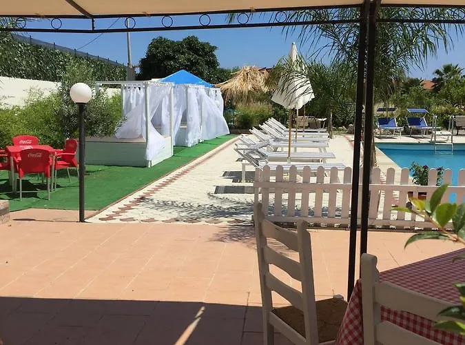 Hotel Conti Giardini Naxos