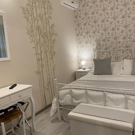 Conti Giardini Naxos