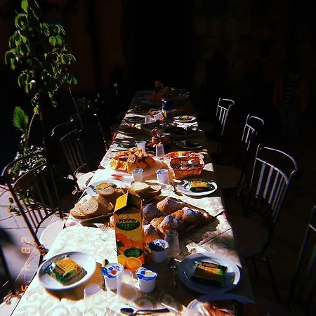 Conti Bed and Breakfast 3*